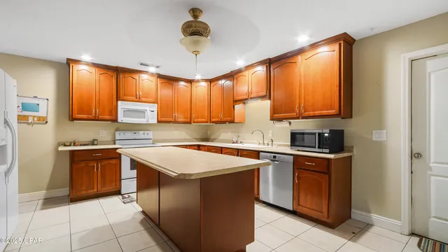 $374,000 | 10541 Highway 2301, Youngstown, FL 32466