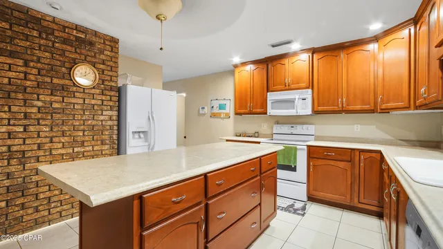 $374,000 | 10541 Highway 2301, Youngstown, FL 32466