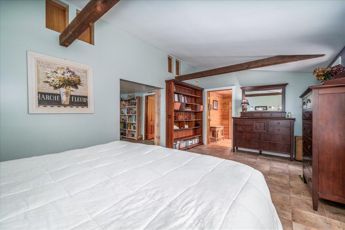 37000 Kingsbury Road Pomeroy, OH 45769 - Photo 30 of 69 1st floor master bedroom