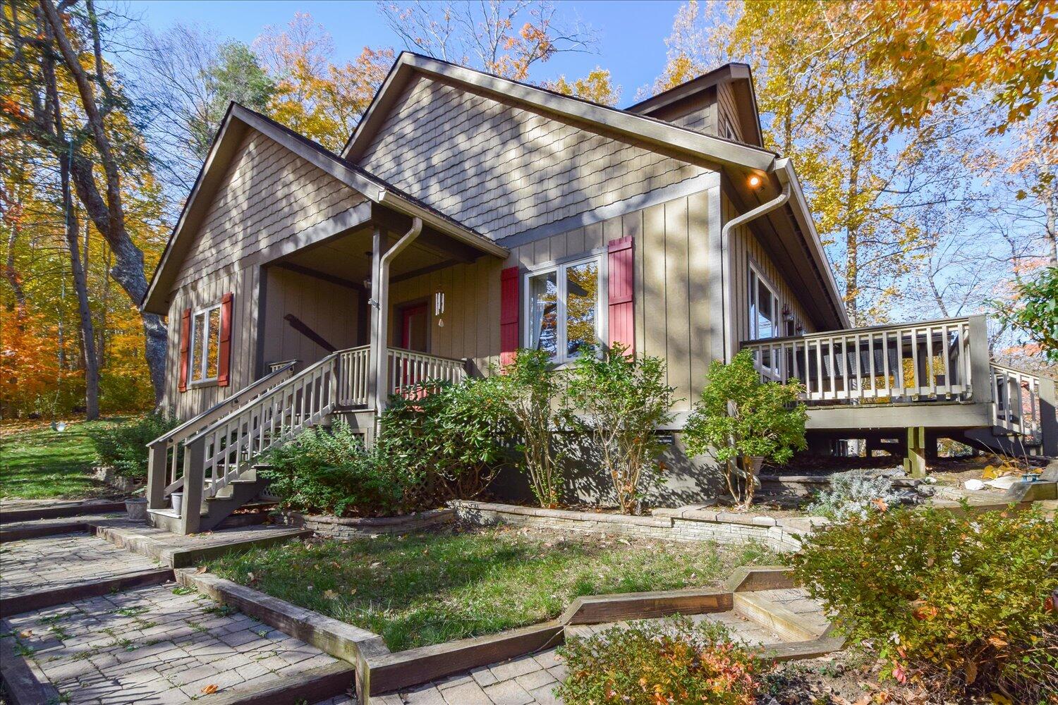 333 Hemlock Ridge Road Southeast Copper Hill, VA 24079 - Photo 18 of 45 a front view of a house with garden