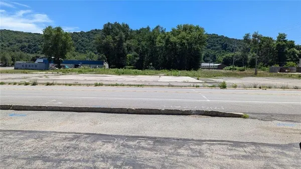 $180,000 | 2106 River Road, North Apollo, PA 15673