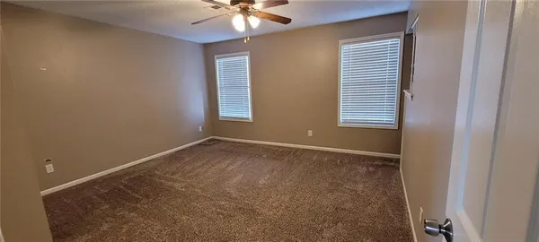 $175,000 | 13920 Dundee Circle, Grandview, MO 64030
