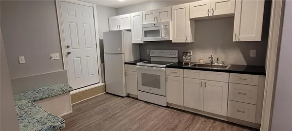 $175,000 | 13920 Dundee Circle, Grandview, MO 64030