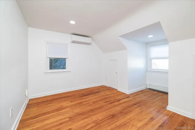 $6,200 | 5 Prospect Street, Glen Head, NY 11545