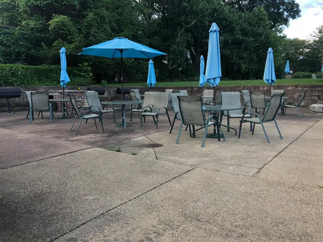 $179,900 | 222 Williams Street East, Unit 102, Glastonbury, CT 06033