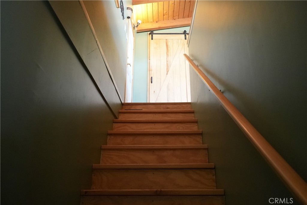 42958 Moonridge Road Big Bear Lake, CA 92315 - Photo 11 of 19 a view of entryway