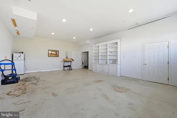 $950,000 | 21572 Chicken Point Road, Tilghman, MD 21671