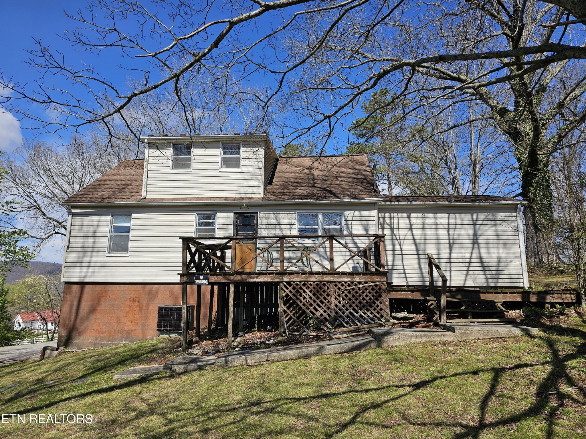 238 Harding Road Harriman, TN 37748 - Photo 11 of 29 Gallery Image 11