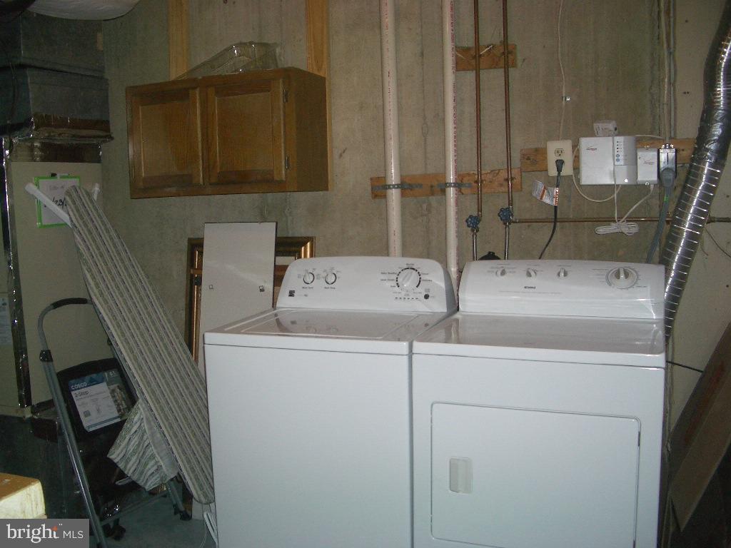 2805 Ashmont Terrace Silver Spring, MD 20906 - Photo 14 of 28 Separate laundry /storage room