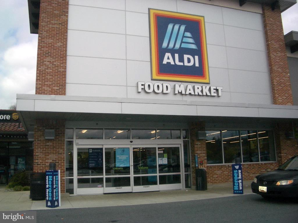 2805 Ashmont Terrace Silver Spring, MD 20906 - Photo 26 of 28 Supermarket near by