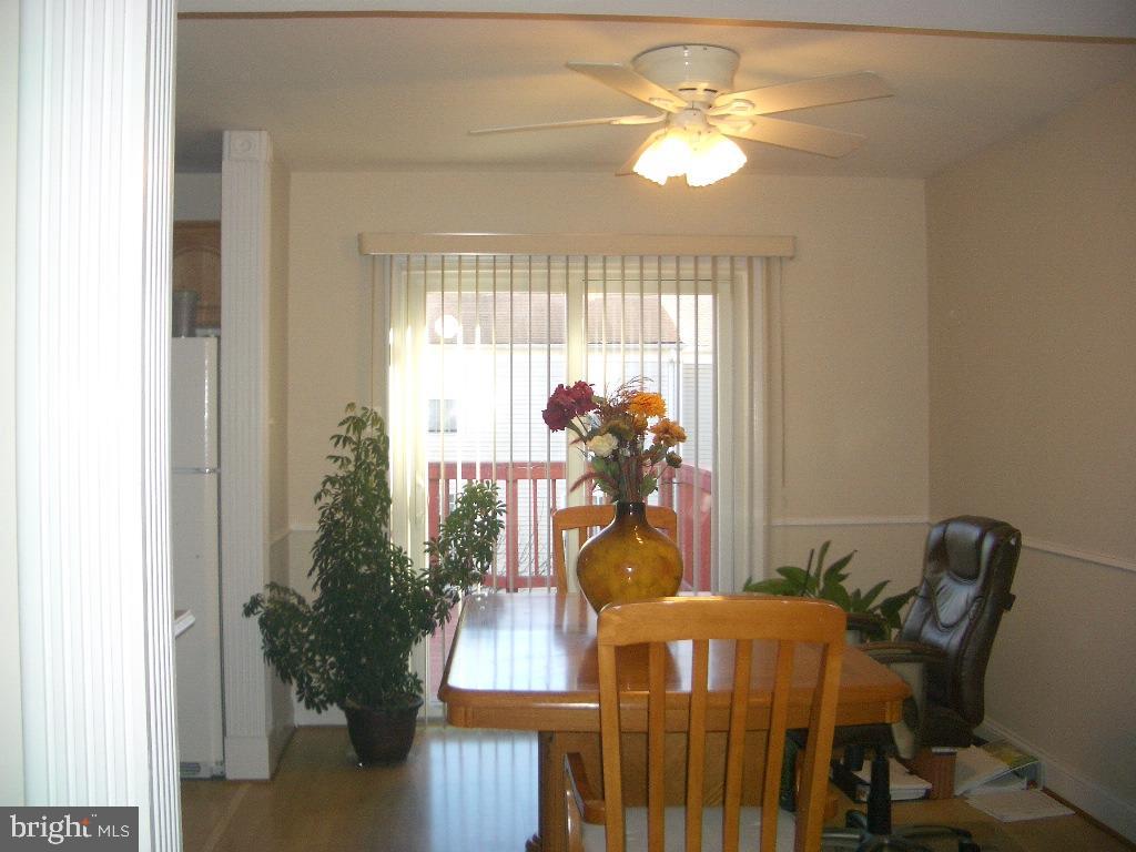 2805 Ashmont Terrace Silver Spring, MD 20906 - Photo 9 of 28 Large dining room with sliding door to the deck