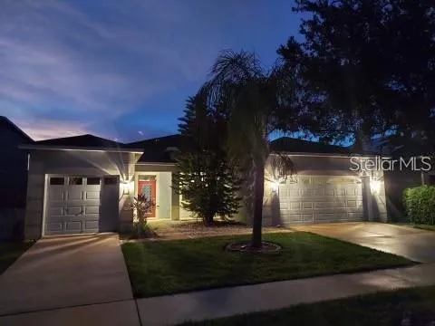 $2,600 | 20012 Oakflower Avenue, Tampa, FL 33647