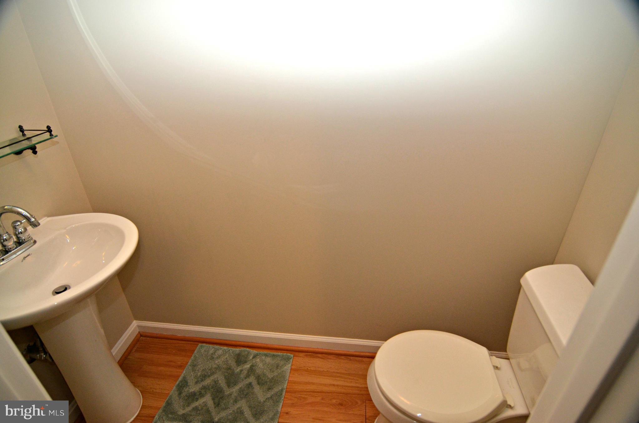 11402 Elmshorn Way Laurel, MD 20708 - Photo 20 of 30 Bath