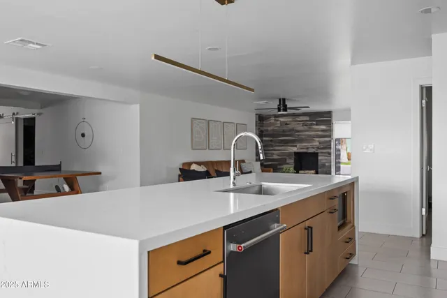 $1,274,000 | 4132 North 34th Place, Phoenix, AZ 85018