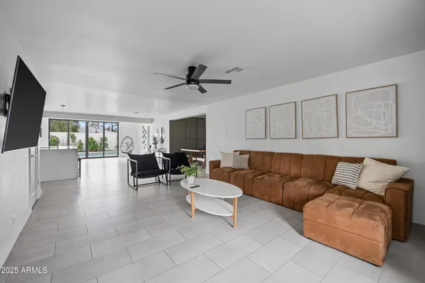 $1,099,000 | 4132 North 34th Place, Phoenix, AZ 85018