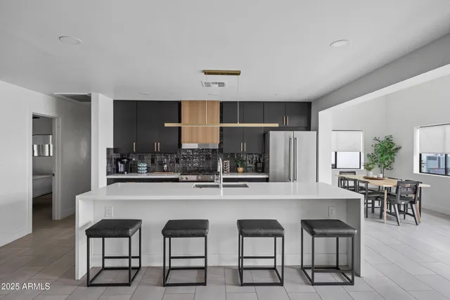 $1,274,000 | 4132 North 34th Place, Phoenix, AZ 85018