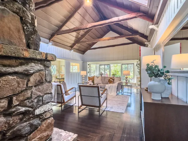 $2,595,000 | 112 Highland Terrace, Woodside, CA 94062