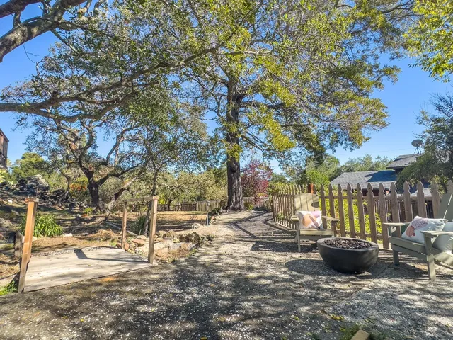 $2,595,000 | 112 Highland Terrace, Woodside, CA 94062