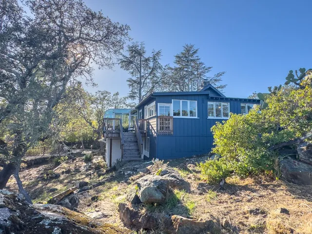 $2,595,000 | 112 Highland Terrace, Woodside, CA 94062