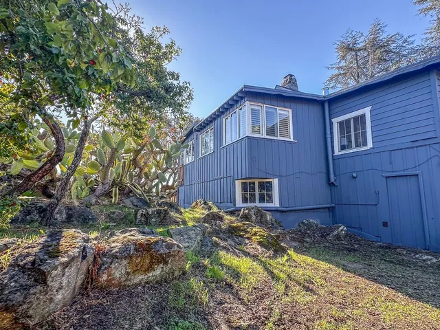$2,595,000 | 112 Highland Terrace, Woodside, CA 94062