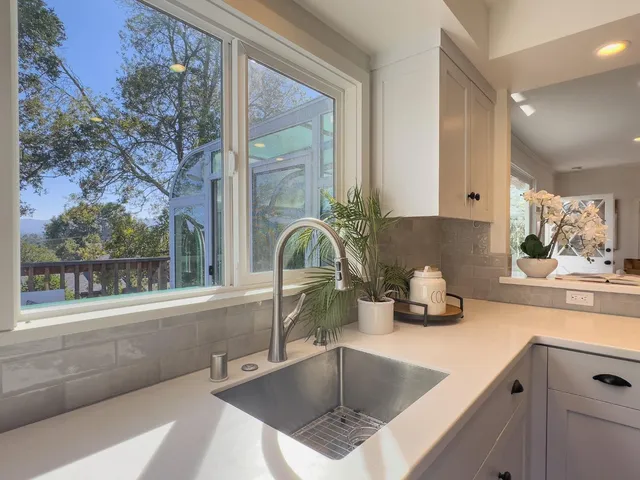 $2,595,000 | 112 Highland Terrace, Woodside, CA 94062