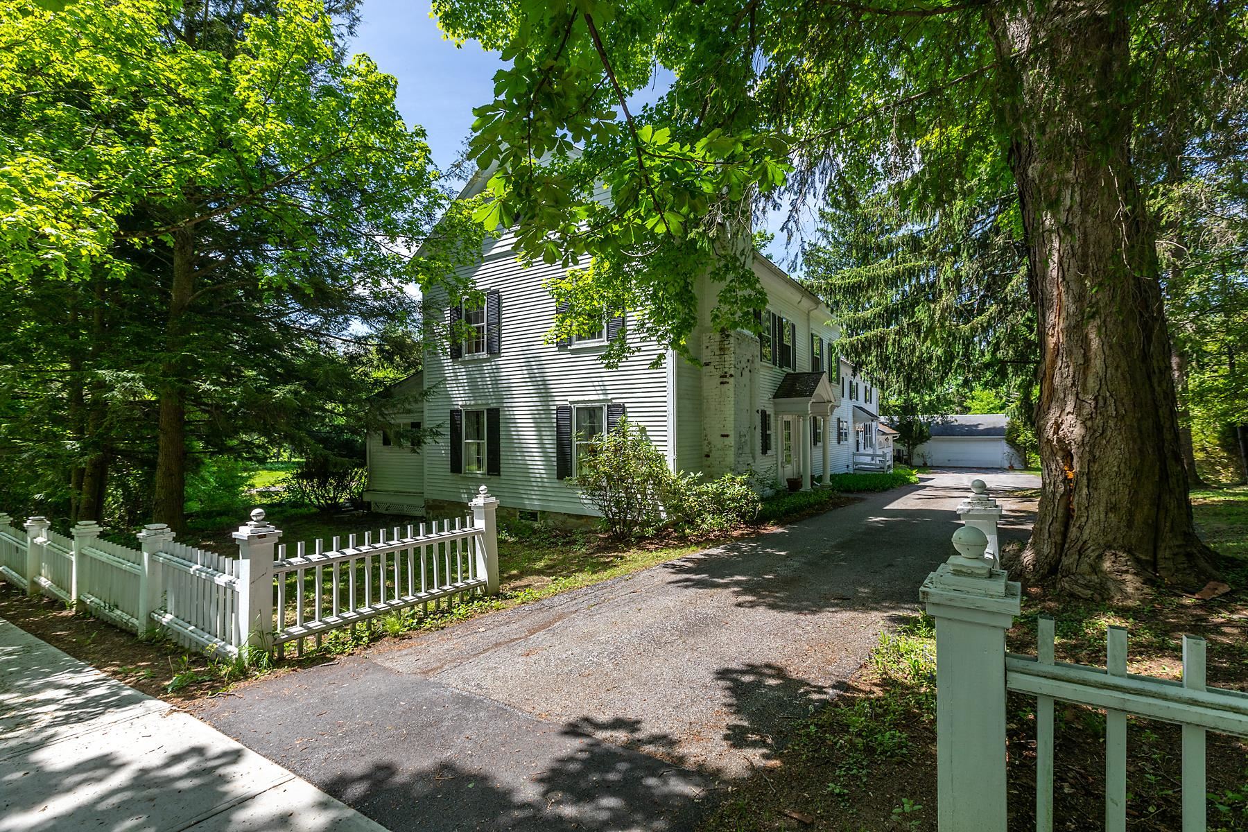 43 Monument Avenue Bennington, VT 05201 - Photo 2 of 40
