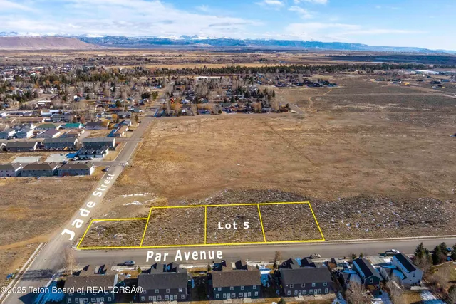 $122,000 | Lot 6 Par Avenue, Pinedale, WY 82941