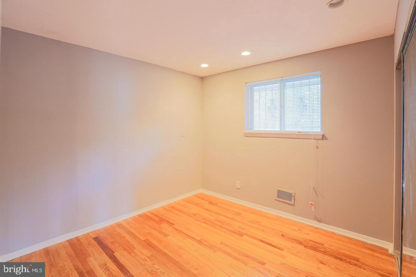 2412 Taney Road Baltimore, MD 21209 - Photo 11 of 30