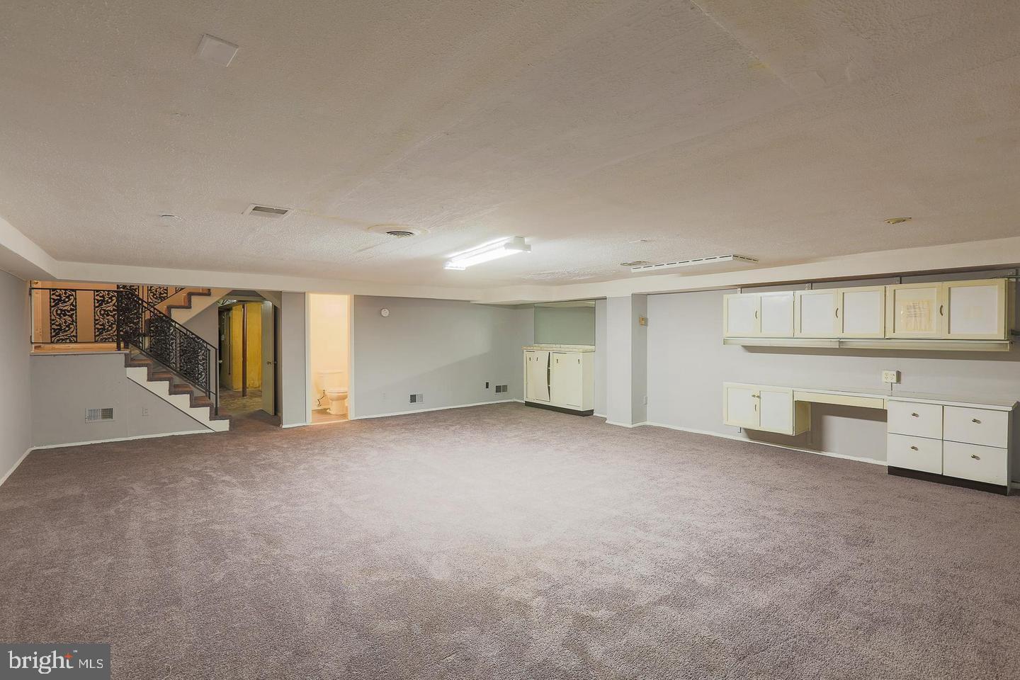 2412 Taney Road Baltimore, MD 21209 - Photo 21 of 30