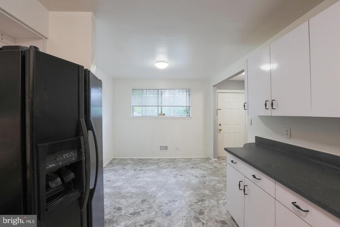 2412 Taney Road Baltimore, MD 21209 - Photo 8 of 30