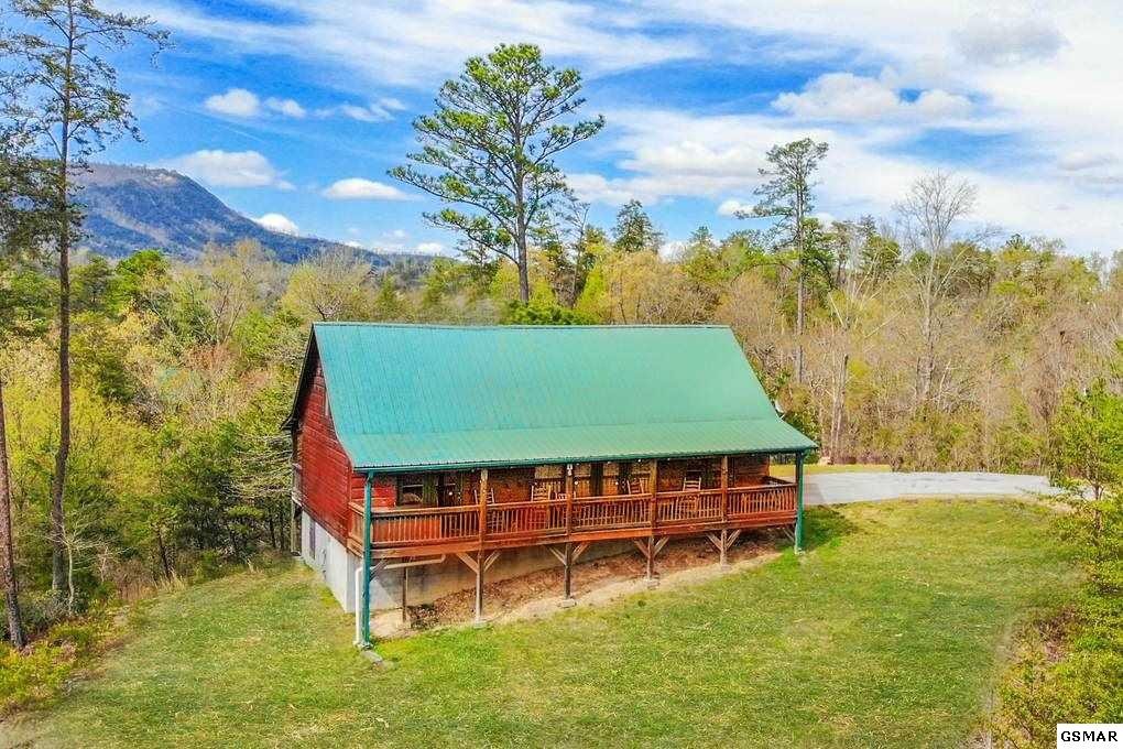 2148 Little Valley Road, Unit 11 Pigeon Forge, TN 37862 - Photo 2 of 33