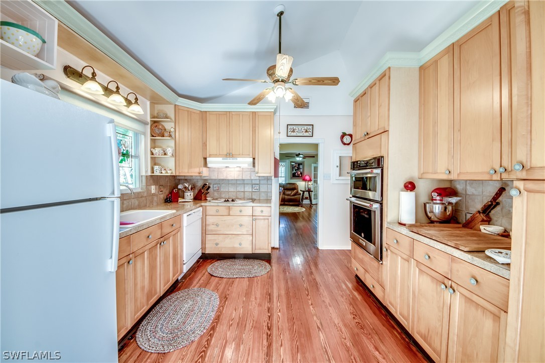 17160 North River Road Alva, FL 33920 - Photo 9 of 29 Gallery Image 9