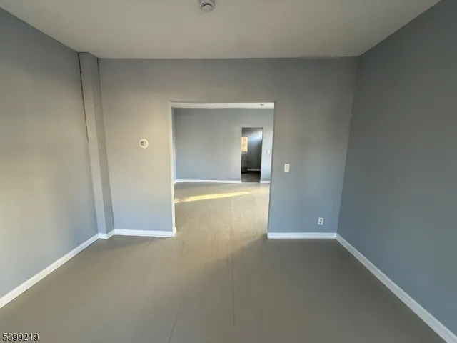 $5,000 | 704 Park Avenue, Elizabeth, NJ 07208