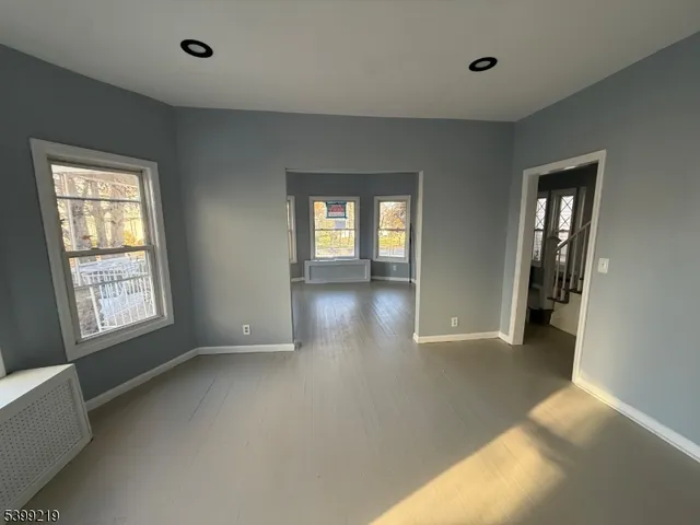 $5,000 | 704 Park Avenue, Elizabeth, NJ 07208