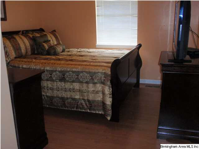 709 Greenbriar Road Fairfield, AL 35064 - Photo 15 of 19