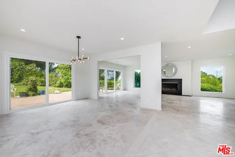 $2,999,000 | 3643 Ballina Canyon Road, Encino, CA 91436