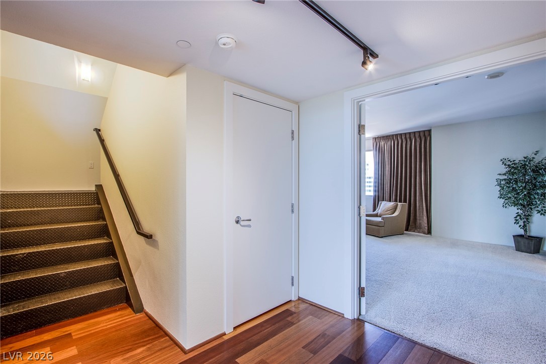 360 East Desert Inn Road, Unit 1008 Las Vegas, NV 89109 - Photo 17 of 66