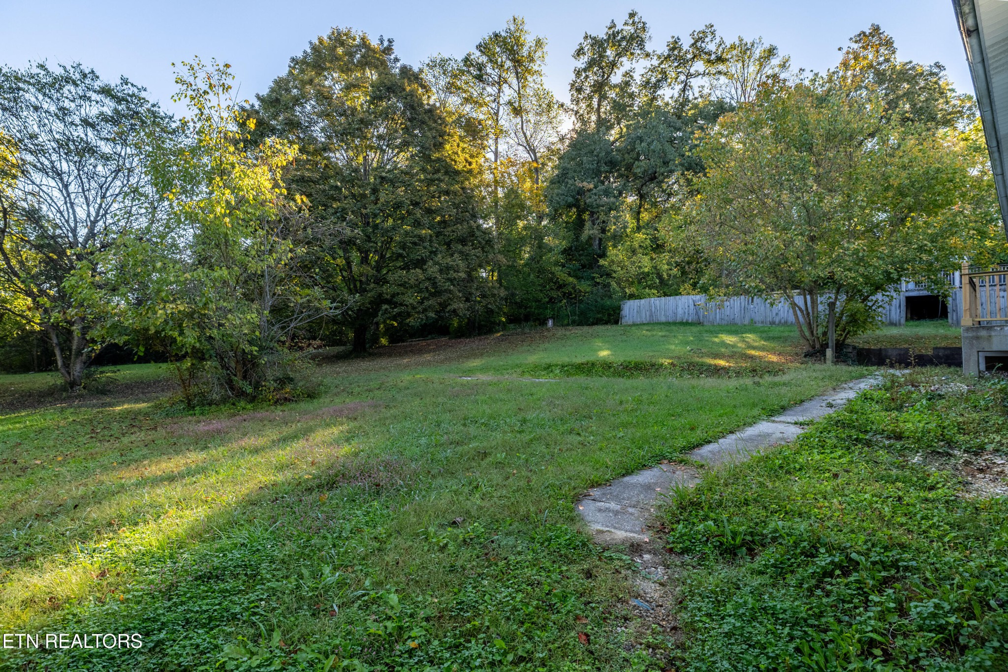 406 Overhill Road Knoxville, TN 37914 - Photo 23 of 24 a view of a park