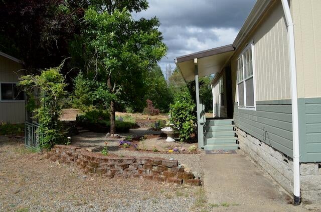 138 Draper Valley Road Selma, OR 97538 - Photo 13 of 42 14