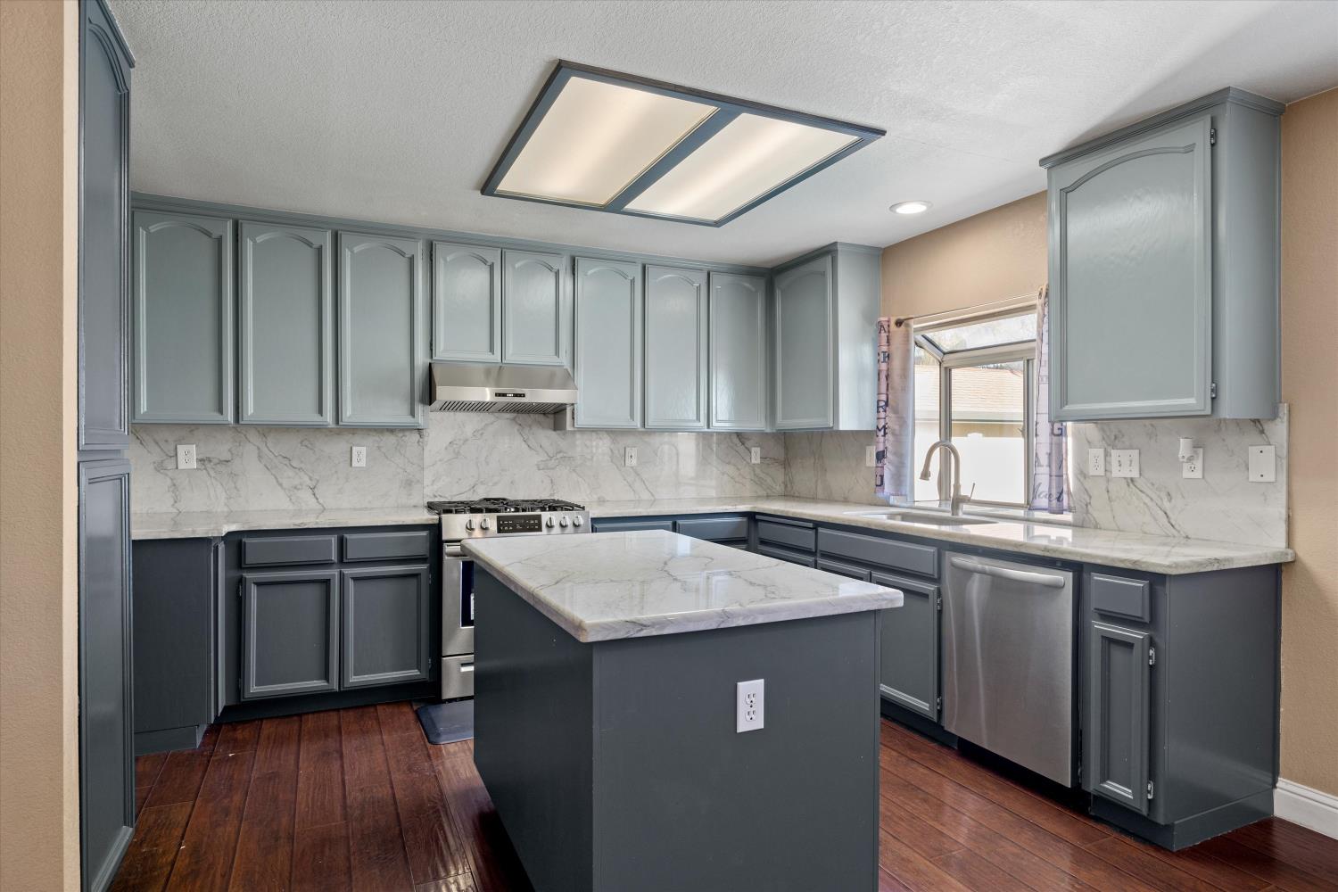 71 Reed Road Oakdale, CA 95361 - Photo 12 of 51