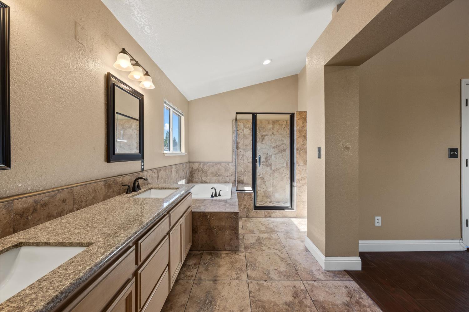 71 Reed Road Oakdale, CA 95361 - Photo 27 of 51