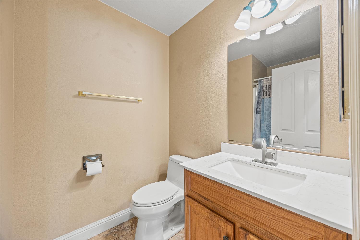 71 Reed Road Oakdale, CA 95361 - Photo 36 of 51