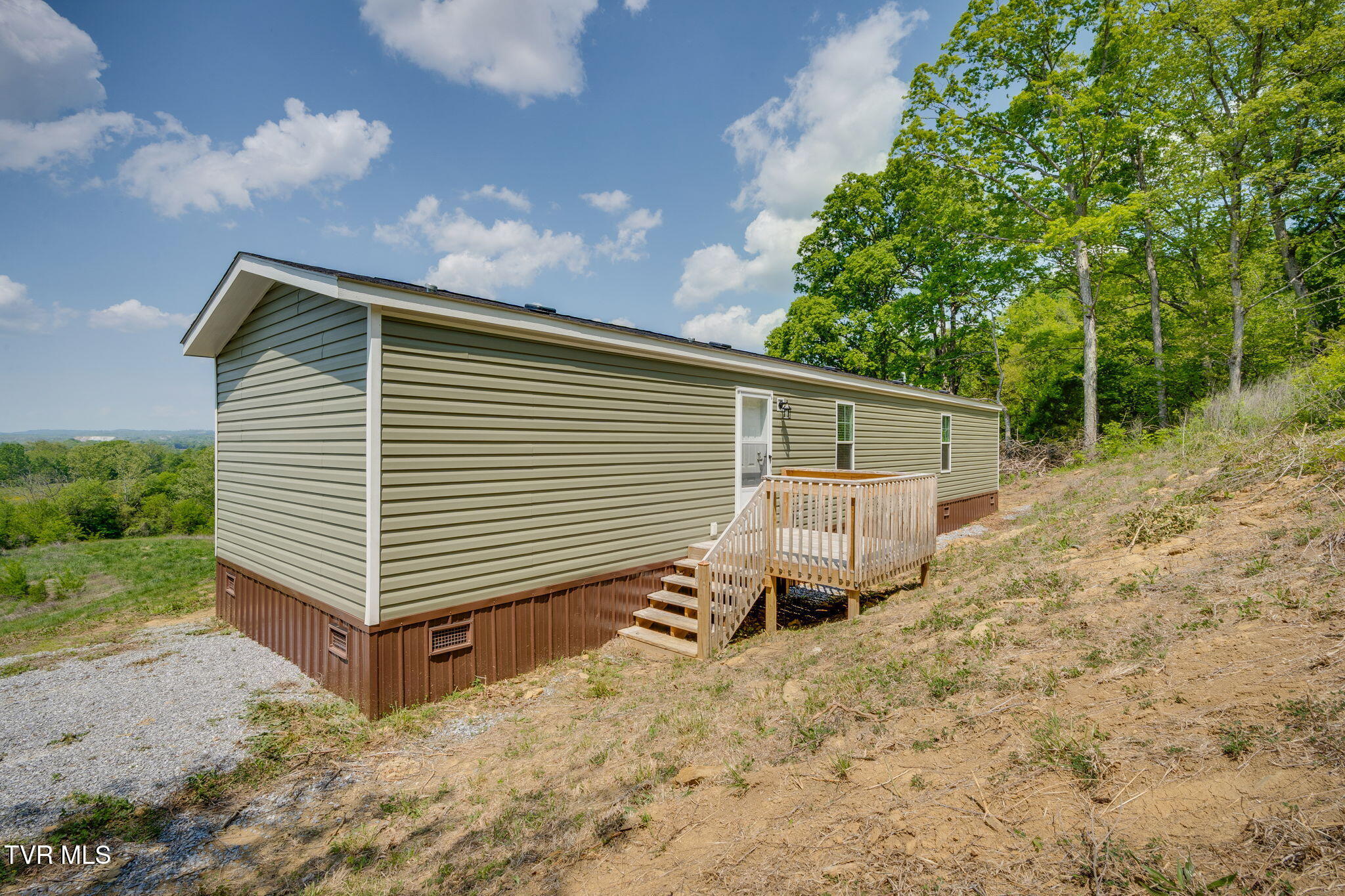 2105 Flea Ridge Road Mohawk, TN 37810 - Photo 13 of 46 021