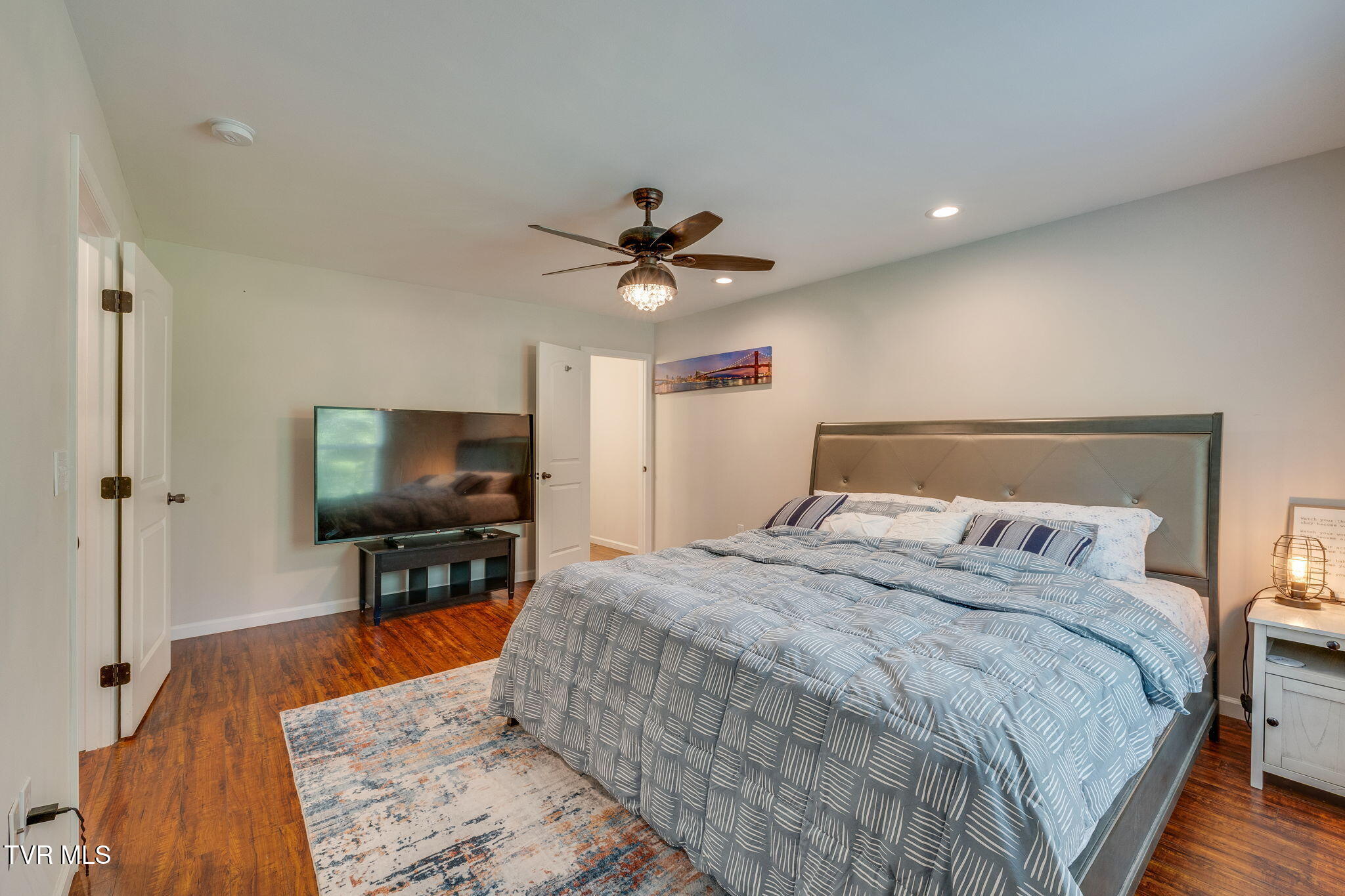 2100 Longreen Road Kingsport, TN 37660 - Photo 17 of 47 016