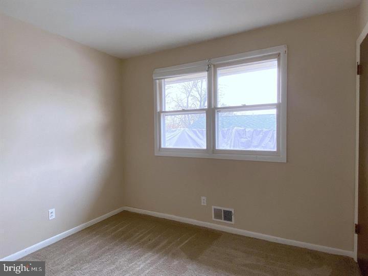 3300 Upton Road Baltimore, MD 21234 - Photo 23 of 40 an empty room with a window