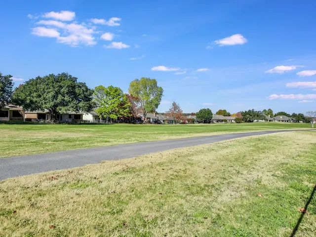 $250,000 | 140 Marion Street, Meadowlakes, TX 78654