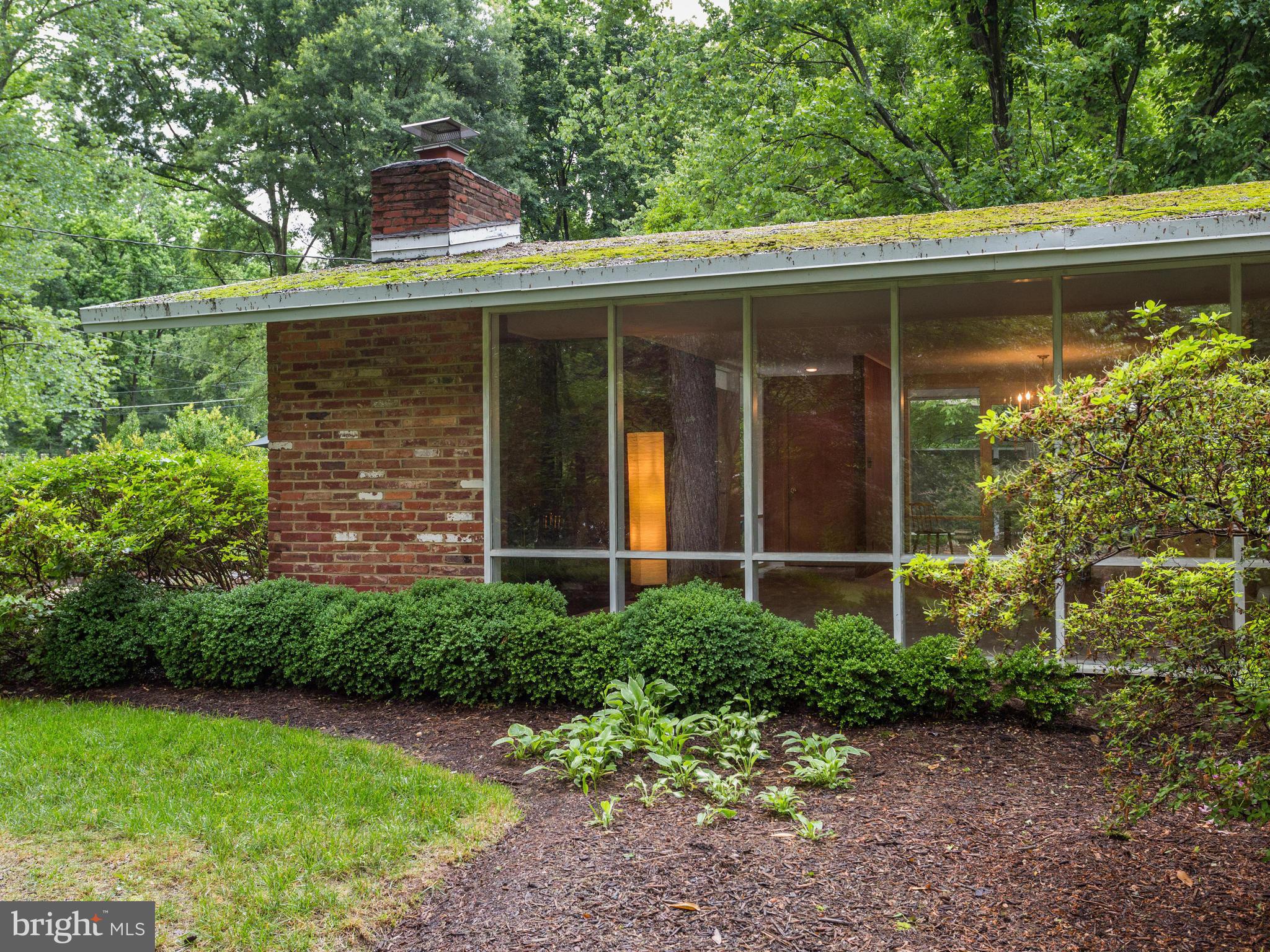 7527 Elba Road Alexandria, VA 22306 - Photo 6 of 6 Exterior (General)