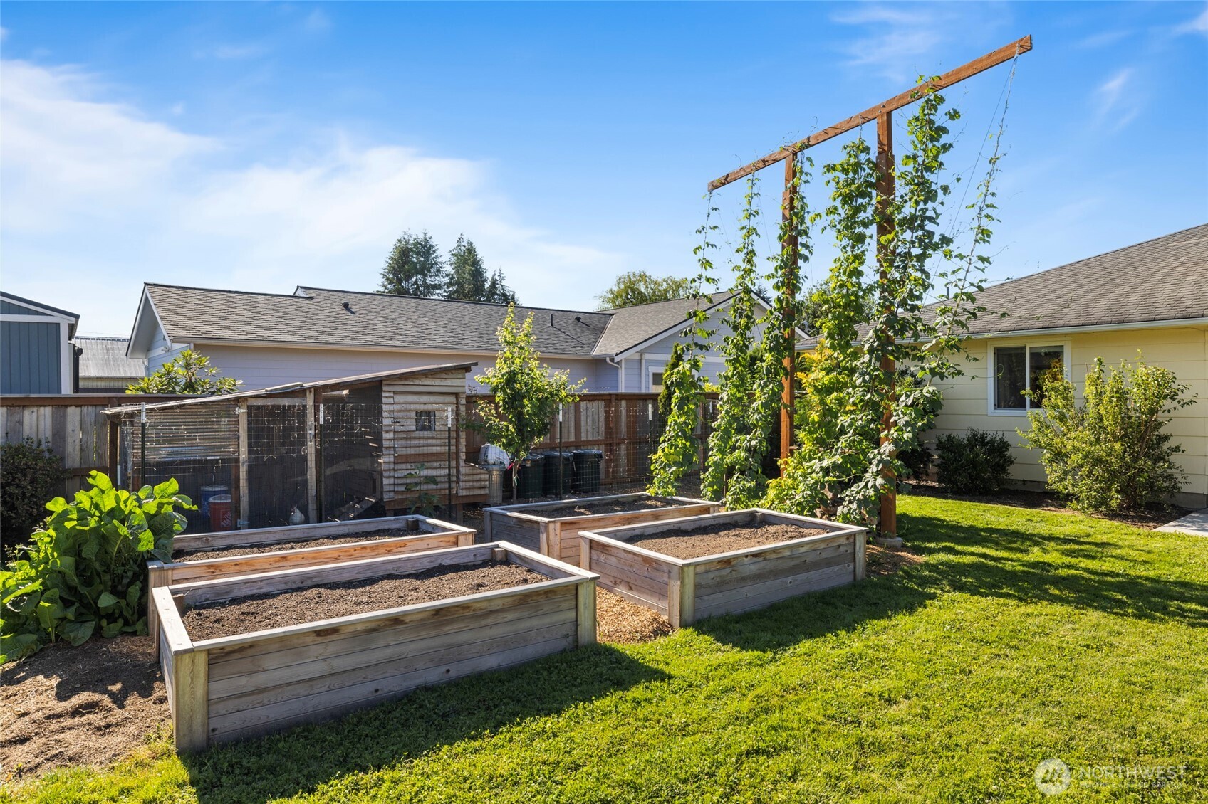 415 Sterling Street Sedro-Woolley, WA 98284 - Photo 31 of 38 a view of a swimming pool with a patio