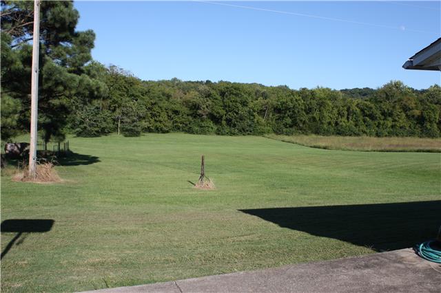 1656 Springplace Road Lewisburg, TN 37091 - Photo 3 of 15 Gallery Image 3