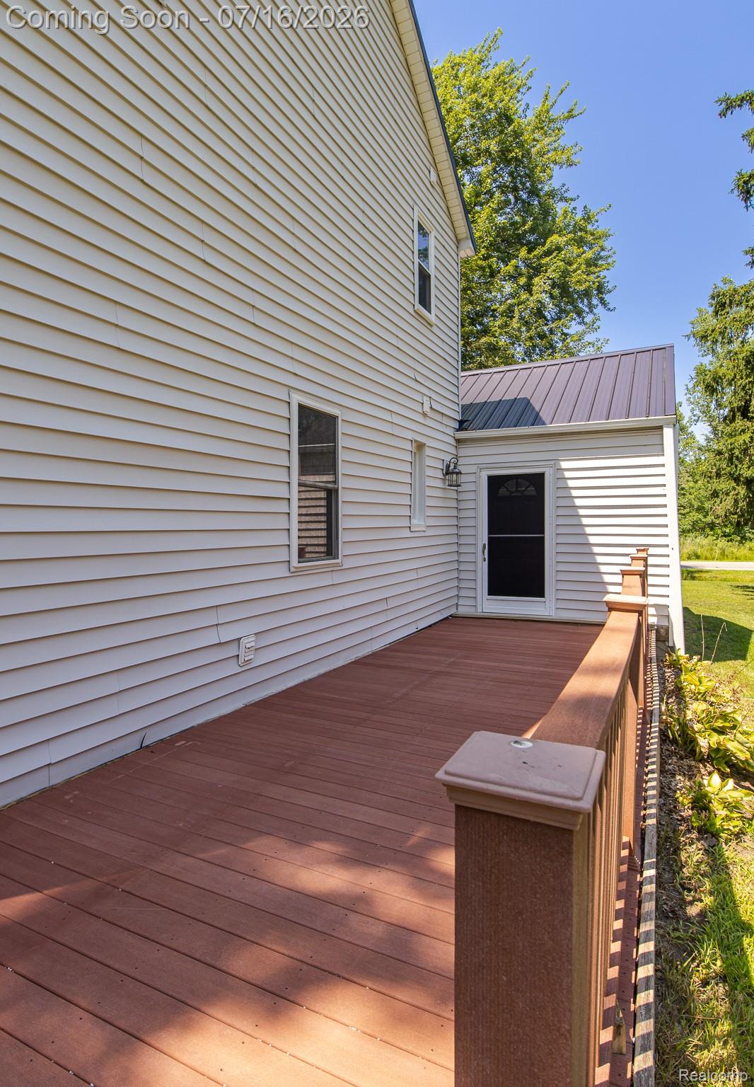 43995 Bemis Road Belleville, MI 48111 - Photo 59 of 67 Deck on side of home